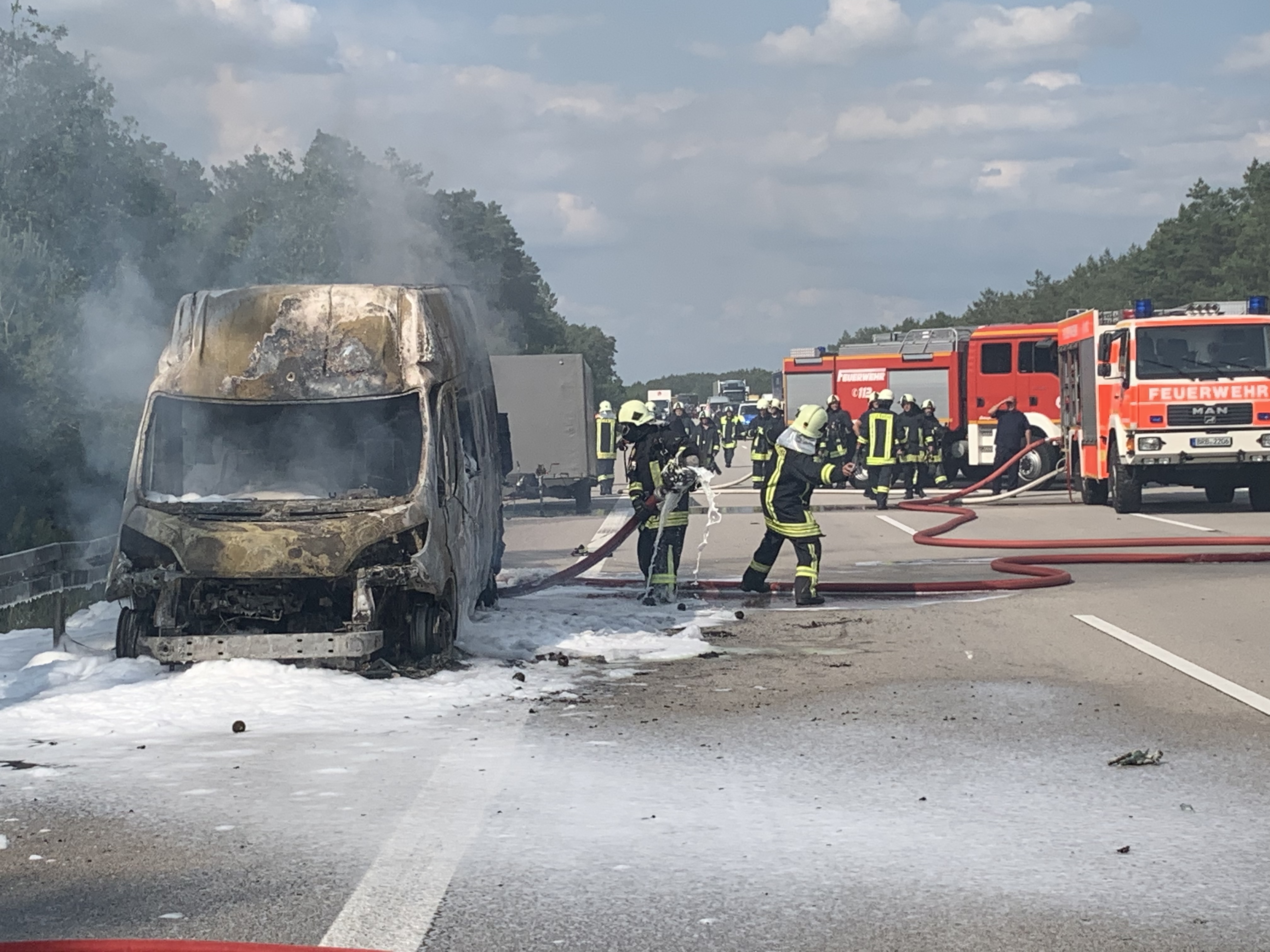 B: LKW - Feuerwehr Brandenburg