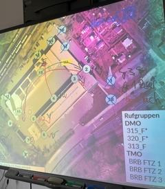 Übersichtskarte mit Rufgruppen am Beamer