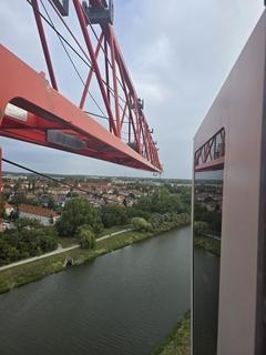 Blick übers Wasser von oben