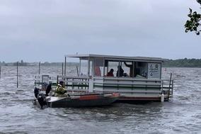 H: Person-im-Wasser/ Eis