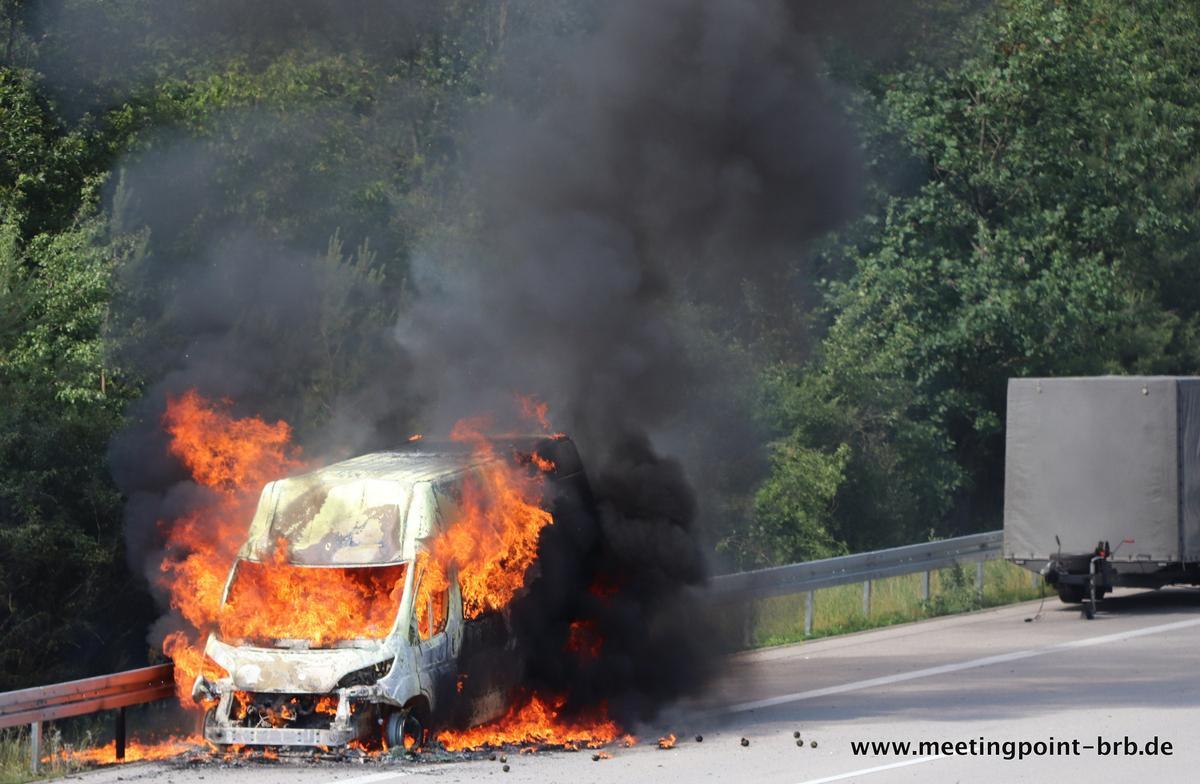 B: LKW - Feuerwehr Brandenburg