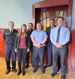 Gruppenbild mit den Beförderten