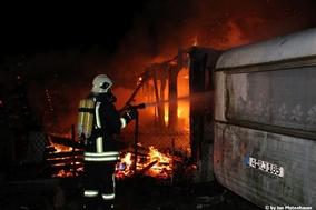 Brand Gebäude-Klein