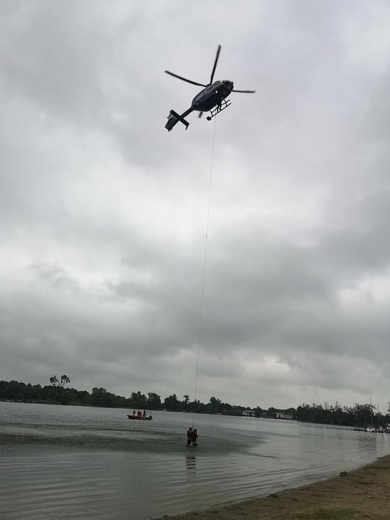 Hubschrauber in der Luft