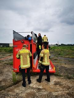 Feuerwehrleute am HFS