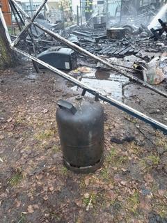 Eine verkohlte Gasflasche