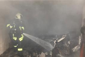 Brand Gebäude Klein