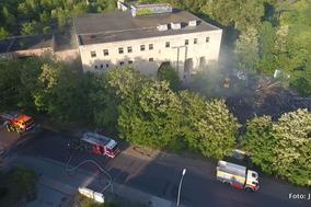 Brand Gebäude groß