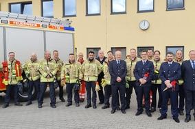 Aufstellung der Kollegen im Innenhof