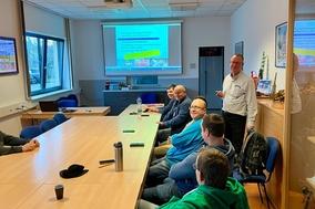 Rettungssanitäter im Schulungsraum